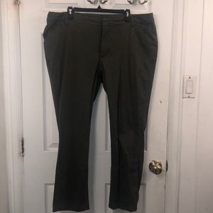 Lee Forest green pants size 18 short